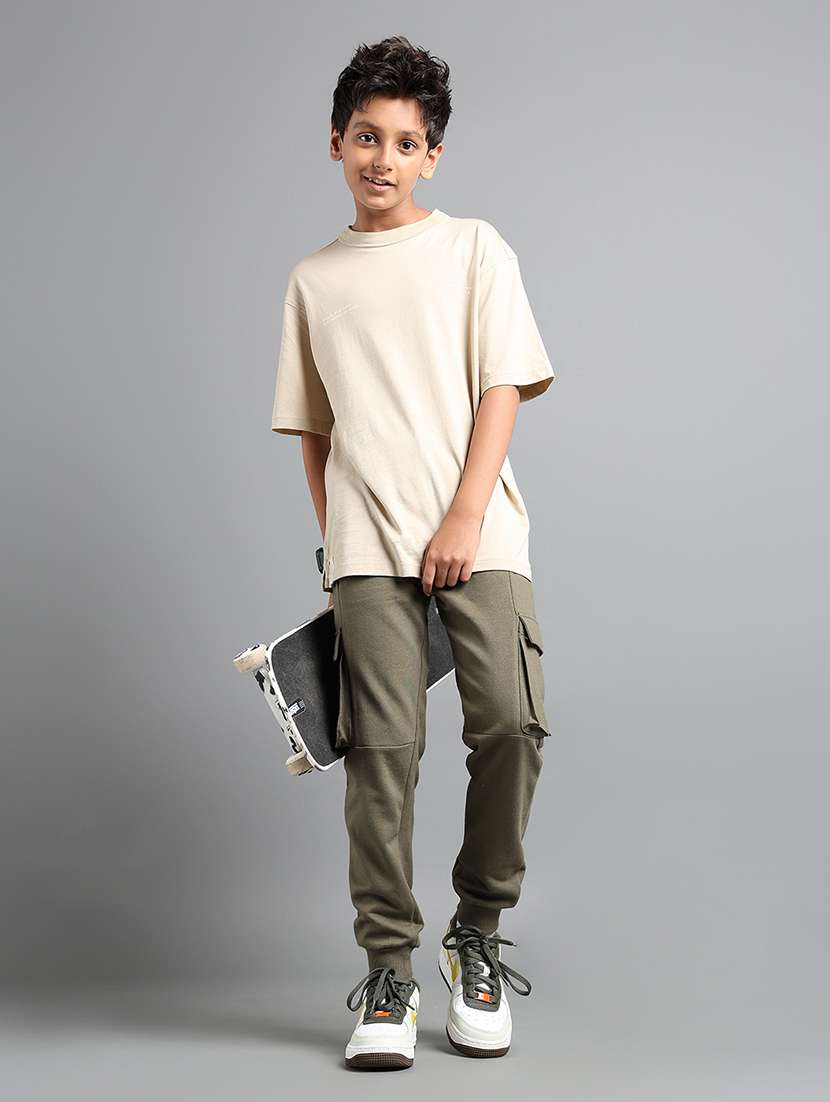 boys solid mid rise cargo jogger - 22106373 - Standard Image - 4