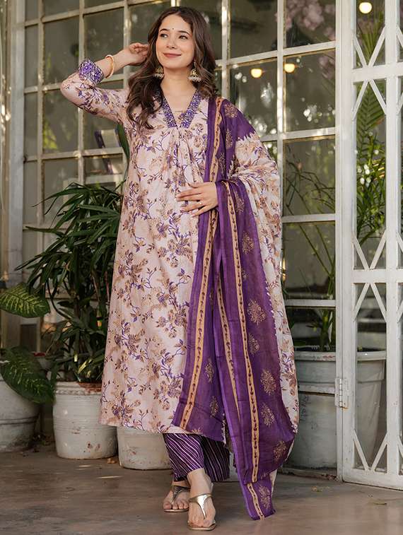 women floral printed three quarter sleeve kurta pant with dupatta set - 22106379 -  Standard Image - 1