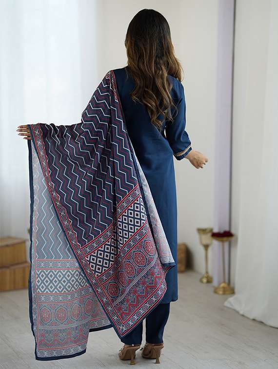 women embroidered three quarter sleeve kurta pant with dupatta set - 22106385 - Standard Image - 4