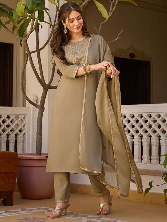 women embroidered three quarter sleeve kurta pant with dupatta set - 22106388 -  Standard Image - 4