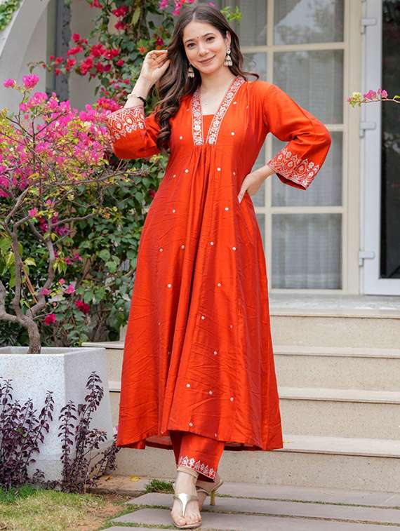 women embroidered three quarter sleeve kurta pant with dupatta set - 22106394 -  Standard Image - 1