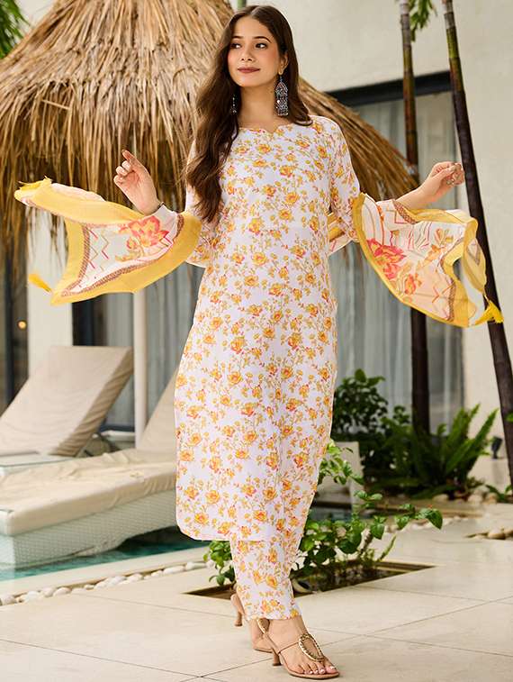 women floral three quarter sleeve kurta pant with dupatta set - 22106399 - Standard Image - 4