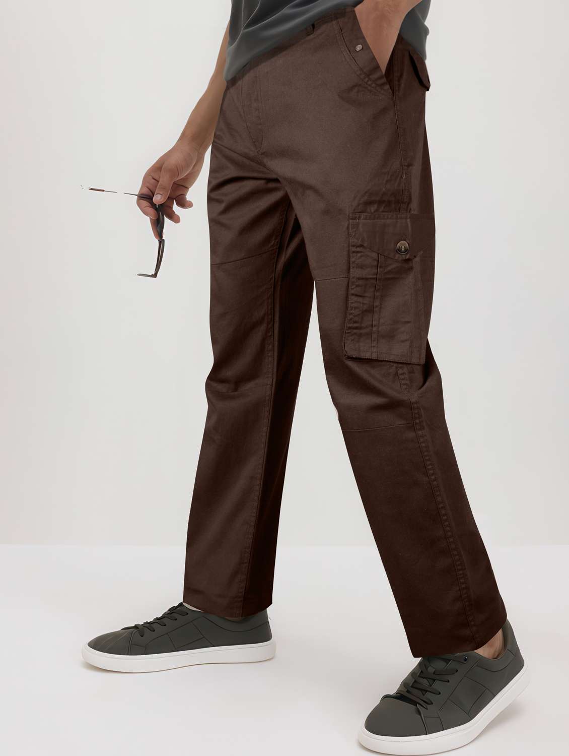 men solid mid rise regular fit cargo - 22107392 -  Standard Image - 1