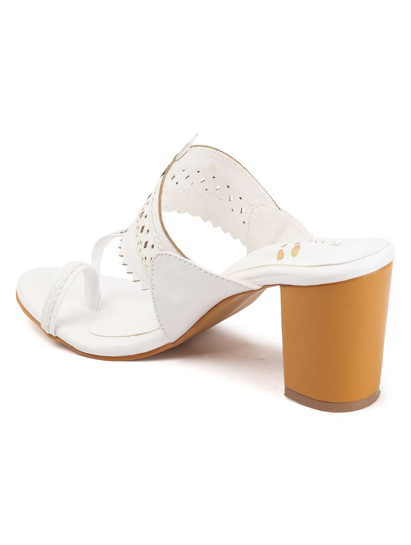women solid one toe block heel sandal - 22107406 - Standard Image - 4