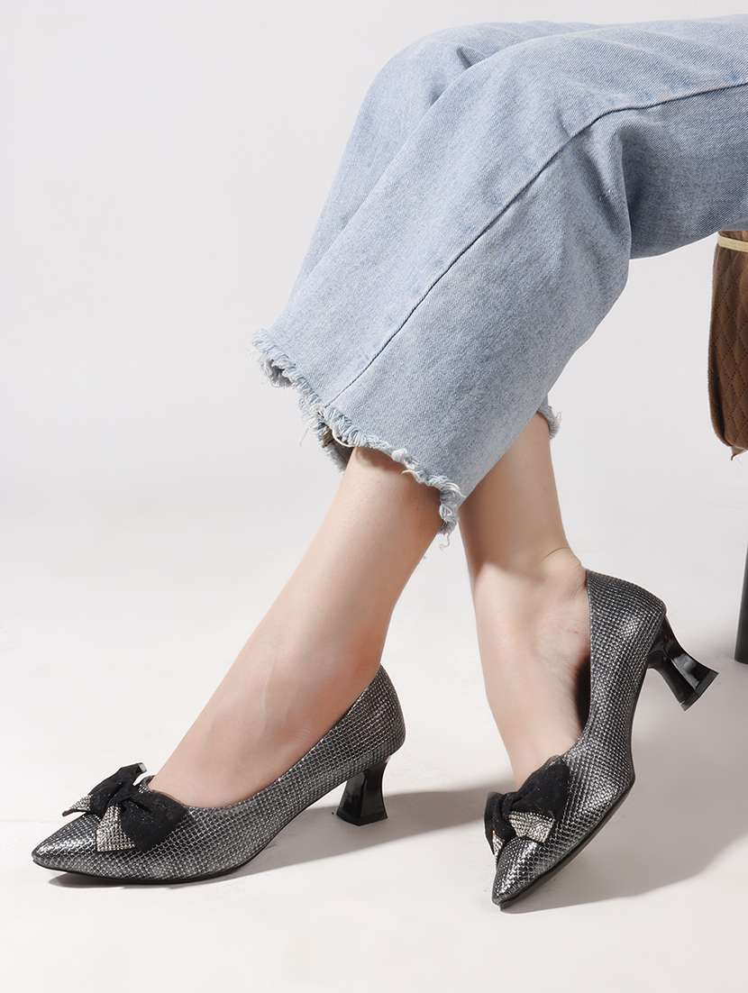 women black slip on pump - 22107653 -  Standard Image - 1