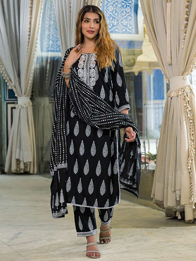 women printed three quarter sleeve kurta pant with dupatta set - 22107715 -  Standard Image - 1