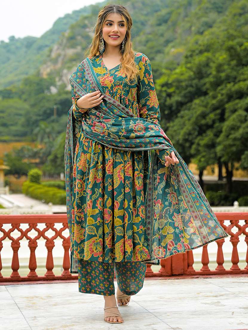 women floral long sleeve kurta pant with dupatta set