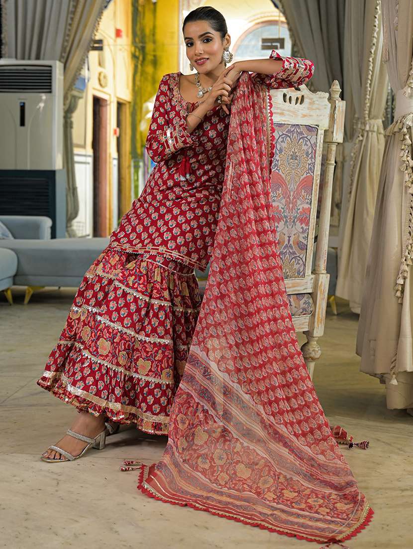 women floral three quarter sleeve kurta sharara with dupatta set - 22107723 -  Standard Image - 4