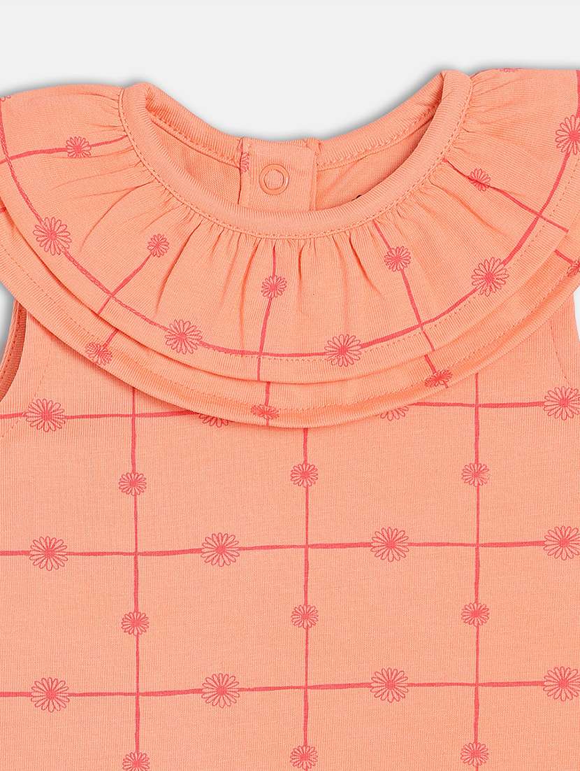 girls printed round neck tee - 22109268 -  Standard Image - 4