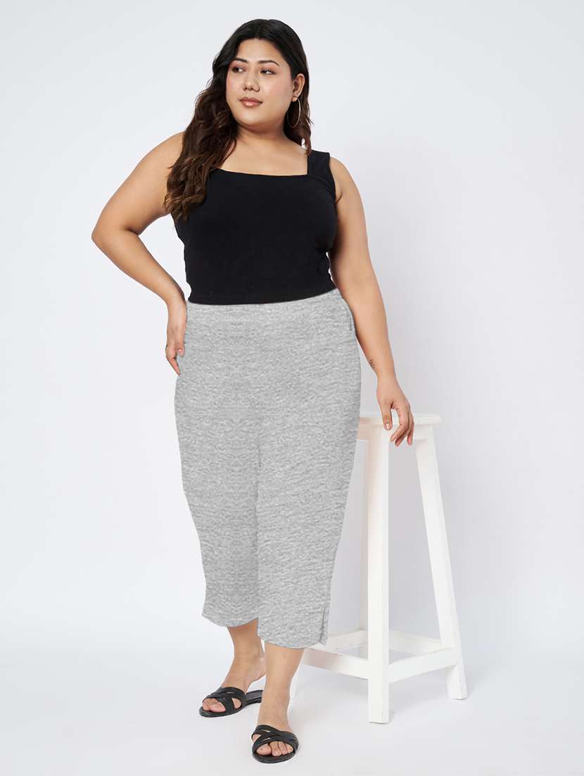 women plus size solid mid rise capri - 22109457 -  Standard Image - 4