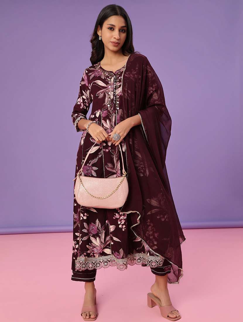 women floral three quarter sleeve kurta pant with dupatta set