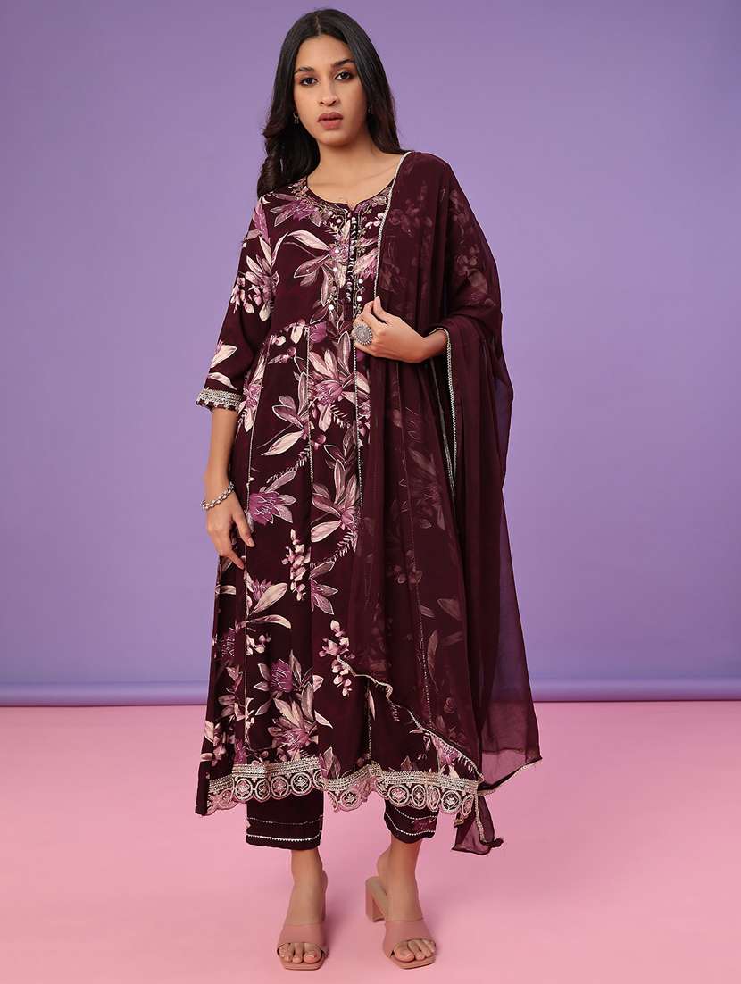 women floral three quarter sleeve kurta pant with dupatta set - 22110708 -  Standard Image - 1