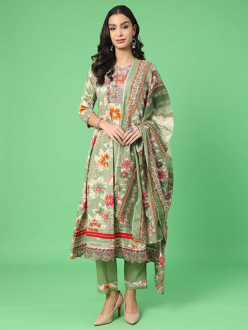 women floral three quarter sleeve kurta pant with dupatta set - 22110714 -  Standard Image - 1