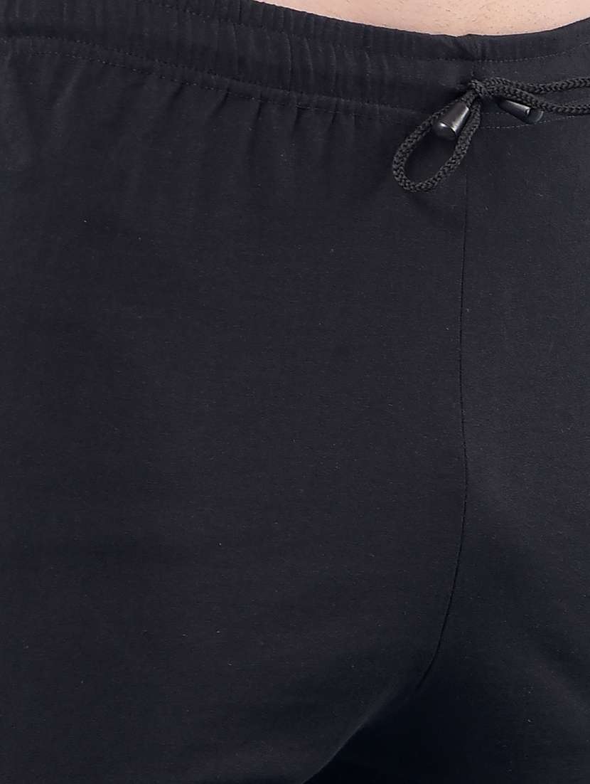 men side striped mid rise regular fit bermuda shorts - 22112156 -  Standard Image - 4