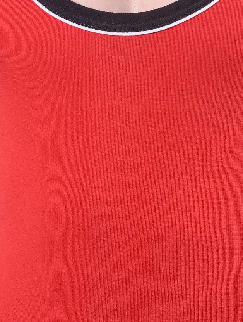 men pack of 3 solid sleeveless vest - 22112245 -  Standard Image - 4