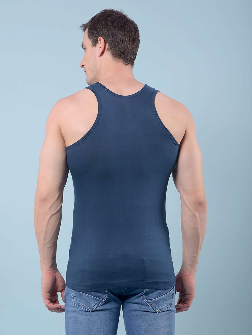 men pack of 3 solid sleeveless vest - 22112255 -  Standard Image - 4