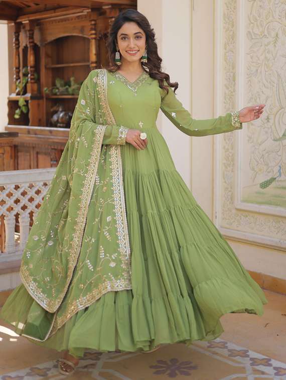 women solid with work long sleeve kurta dupatta set