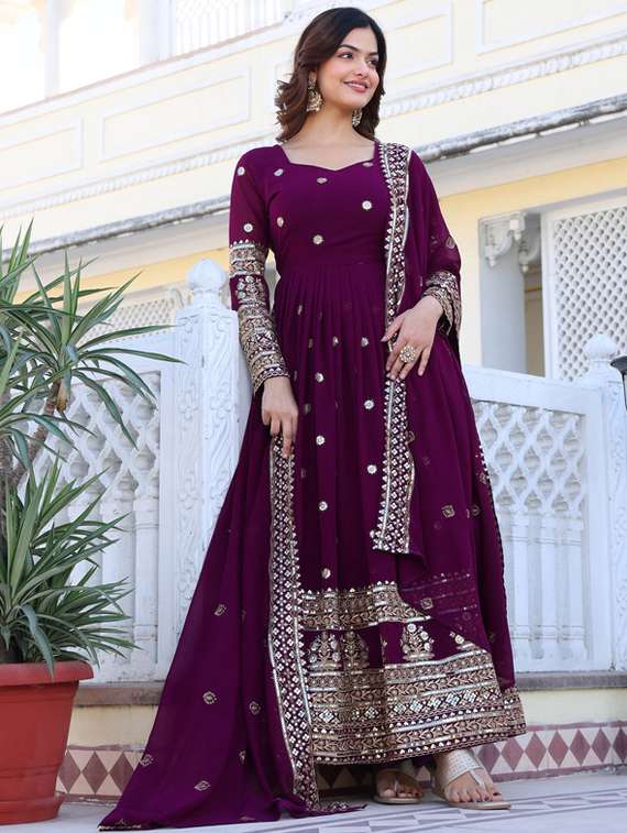 women solid with work long sleeve kurta dupatta set - 22112640 -  Standard Image - 1