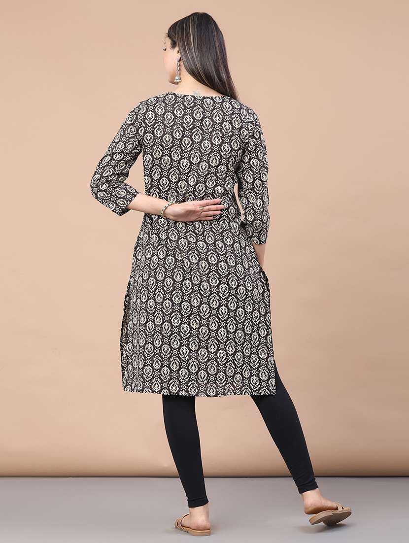 women printed three quarter sleeve straight kurta - 22130789 -  Standard Image - 4