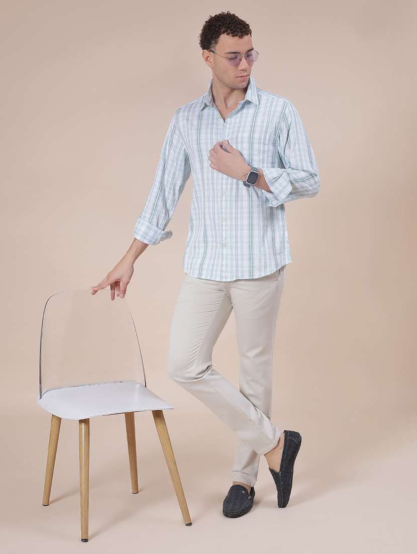 men solid mid rise chinos casual trouser - 22131004 -  Standard Image - 4