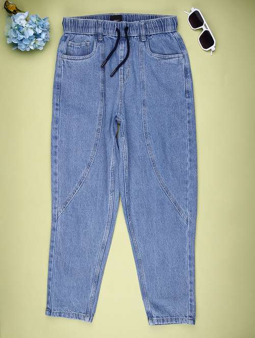 Boys Solid Mid Rise Relaxed Fit Jeans