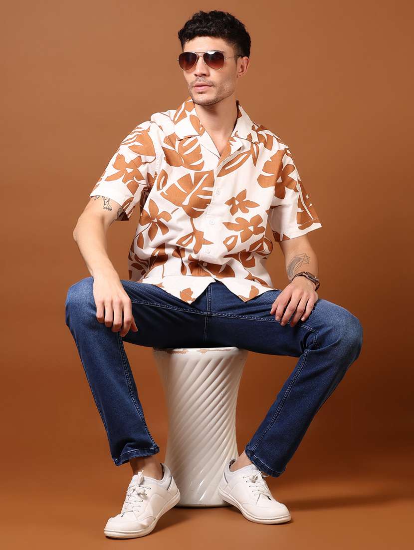 men printed short sleeve regular fit casual shirt - 22136925 -  Standard Image - 4