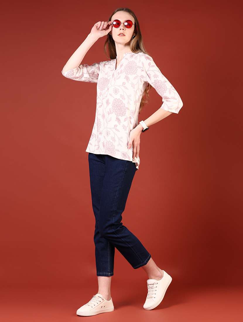women floral printed three quarter sleeve straight kurti - 22137622 -  Standard Image - 4