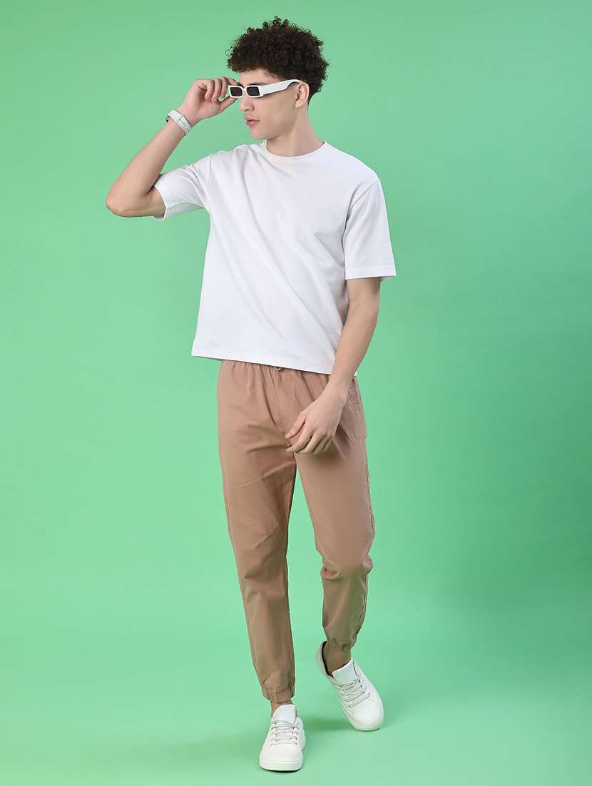 men solid mid rise regular fit jogger - 22138204 -  Standard Image - 4