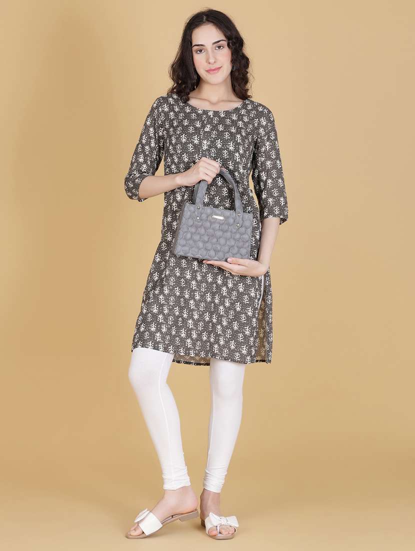 women printed three quarter sleeve straight kurta