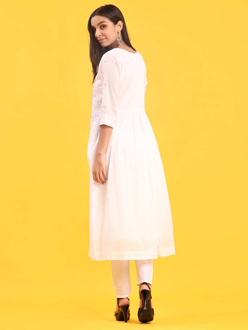 women solid with work three quarter sleeve a-line kurta - 22139507 -  Standard Image - 4