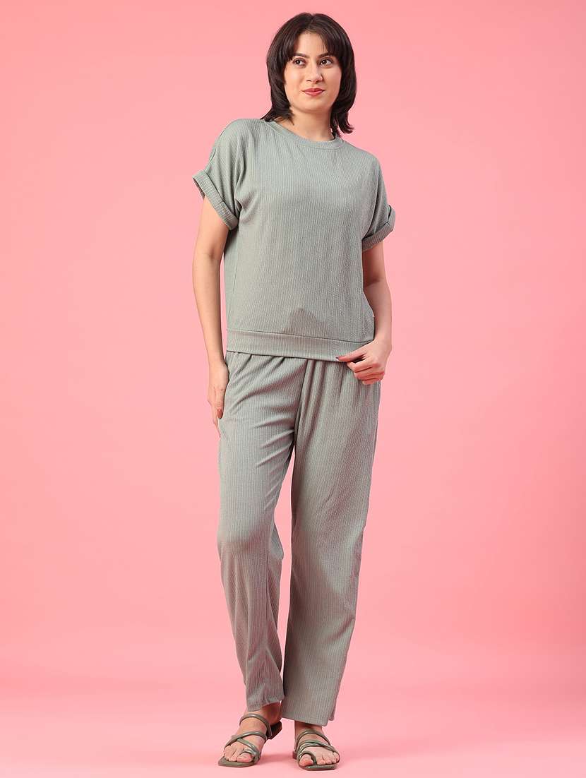 women self design short sleeve t-shirt & trouser co-ords set - 22139605 -  Standard Image - 1