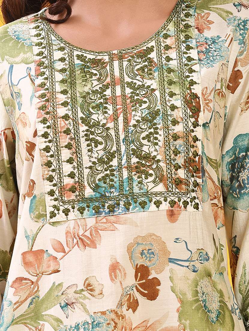 women floral printed three quarter sleeve kurta pant set - 22139623 -  Standard Image - 4