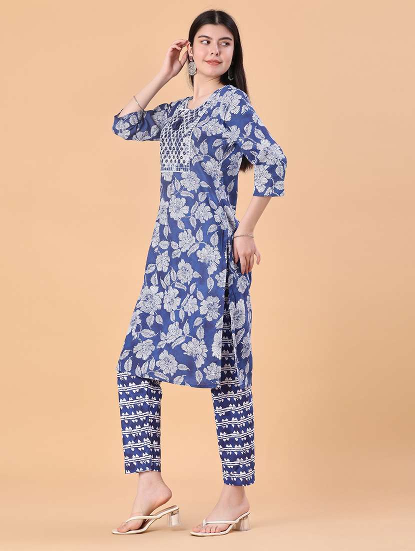 women floral three quarter sleeve kurta pant with dupatta set - 22139692 -  Standard Image - 1