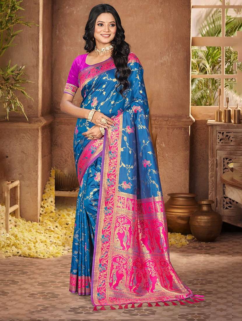 women self design banarasi saree with blouse