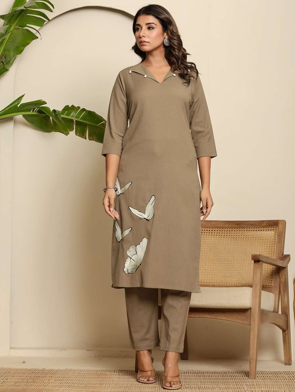 women printed three quarter sleeve kurta pant set