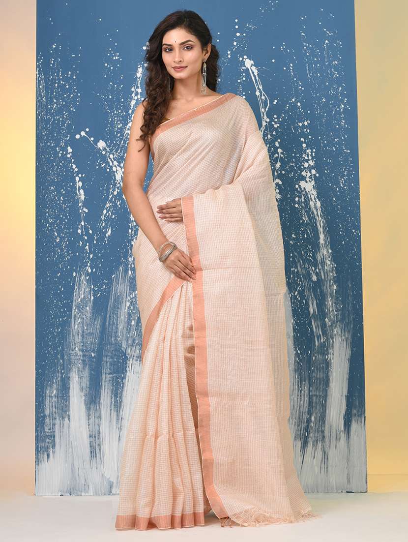 women self design handloom saree with blouse - 22140271 - Zoom Image - 0