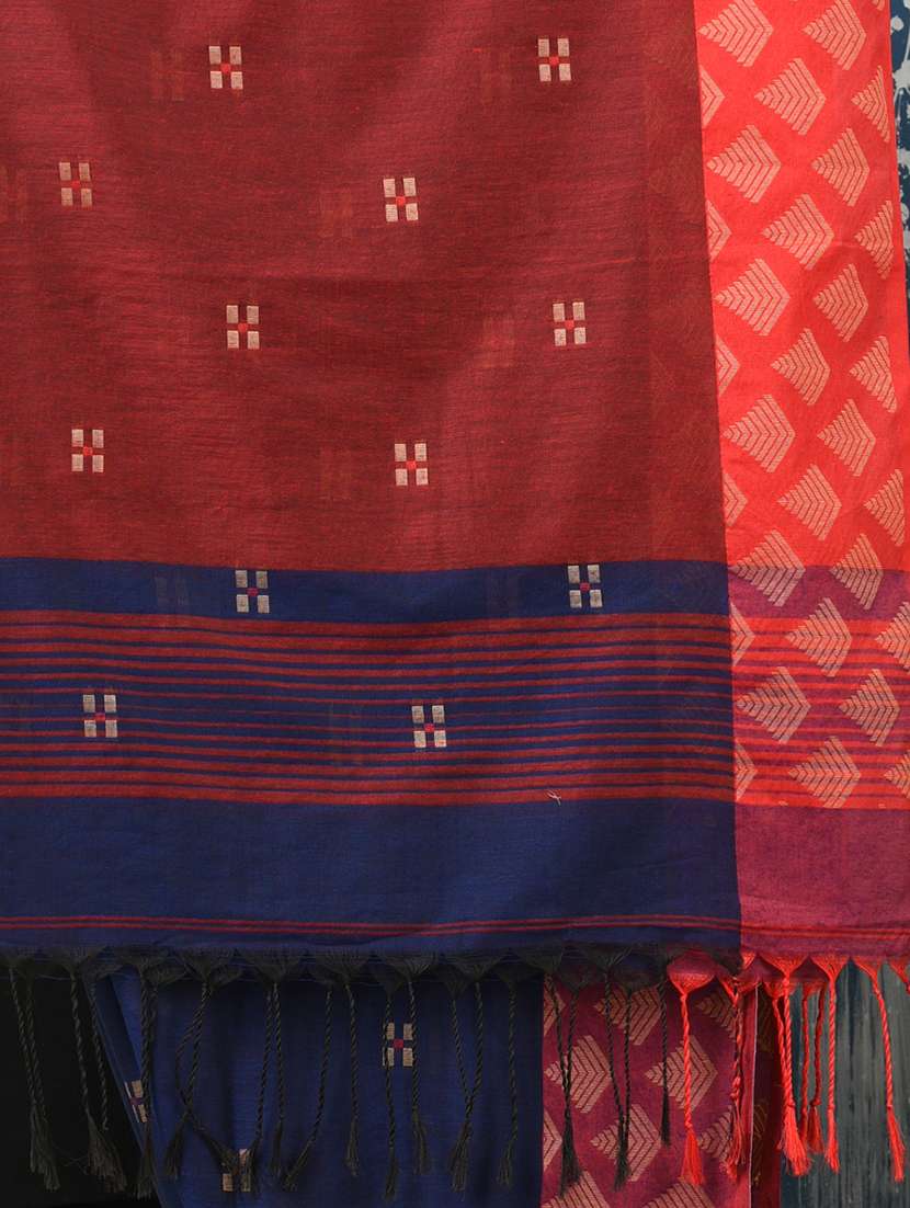women self design handloom saree with blouse - 22140286 -  Standard Image - 6