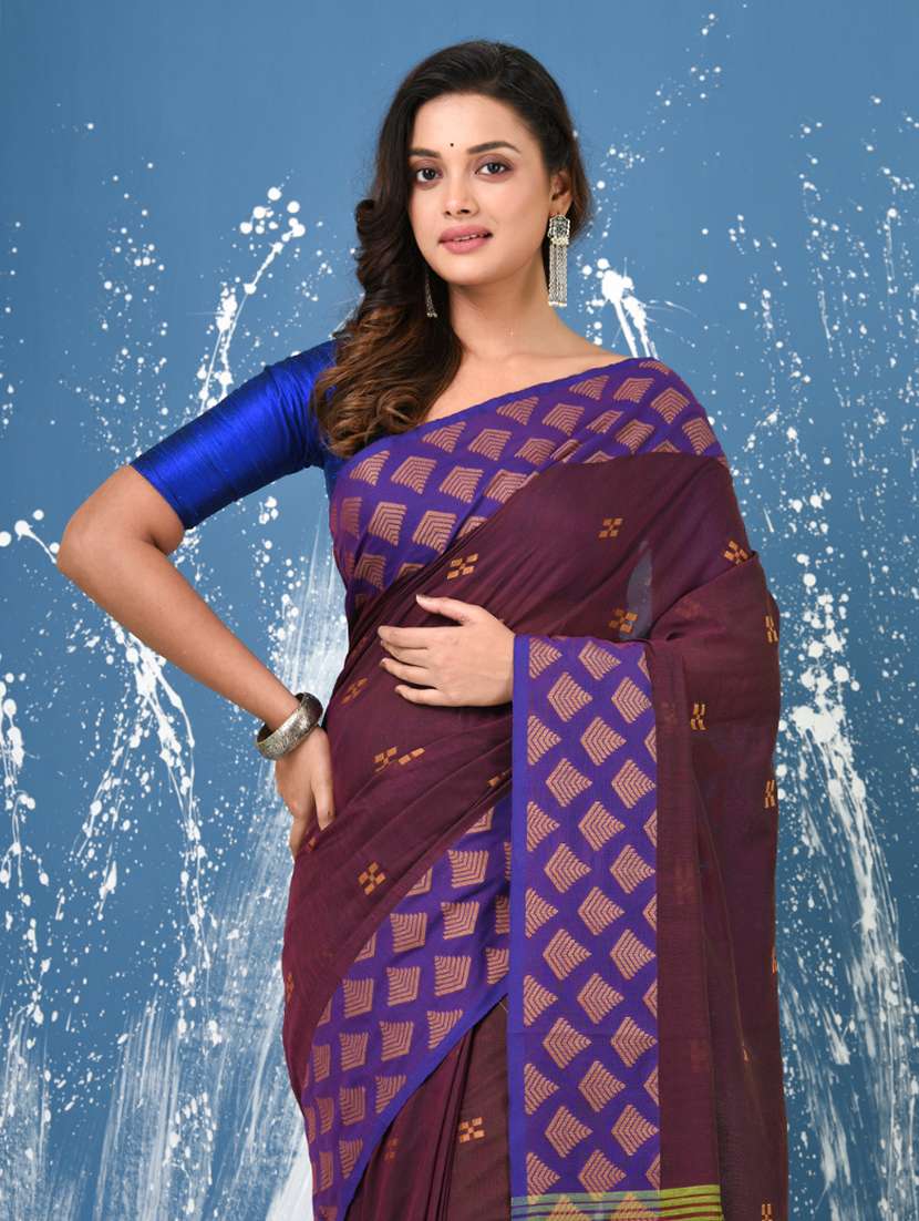 women self design handloom saree with blouse - 22140287 -  Standard Image - 4
