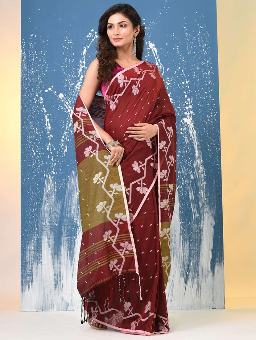 women self design handloom saree with blouse - 22140293 -  Standard Image - 1