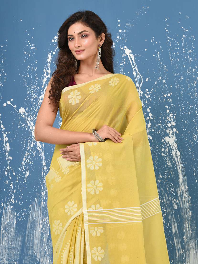 women self design handloom saree with blouse - 22140301 -  Standard Image - 4