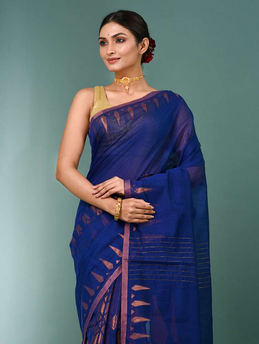 women self design handloom saree with blouse - 22140315 -  Standard Image - 4