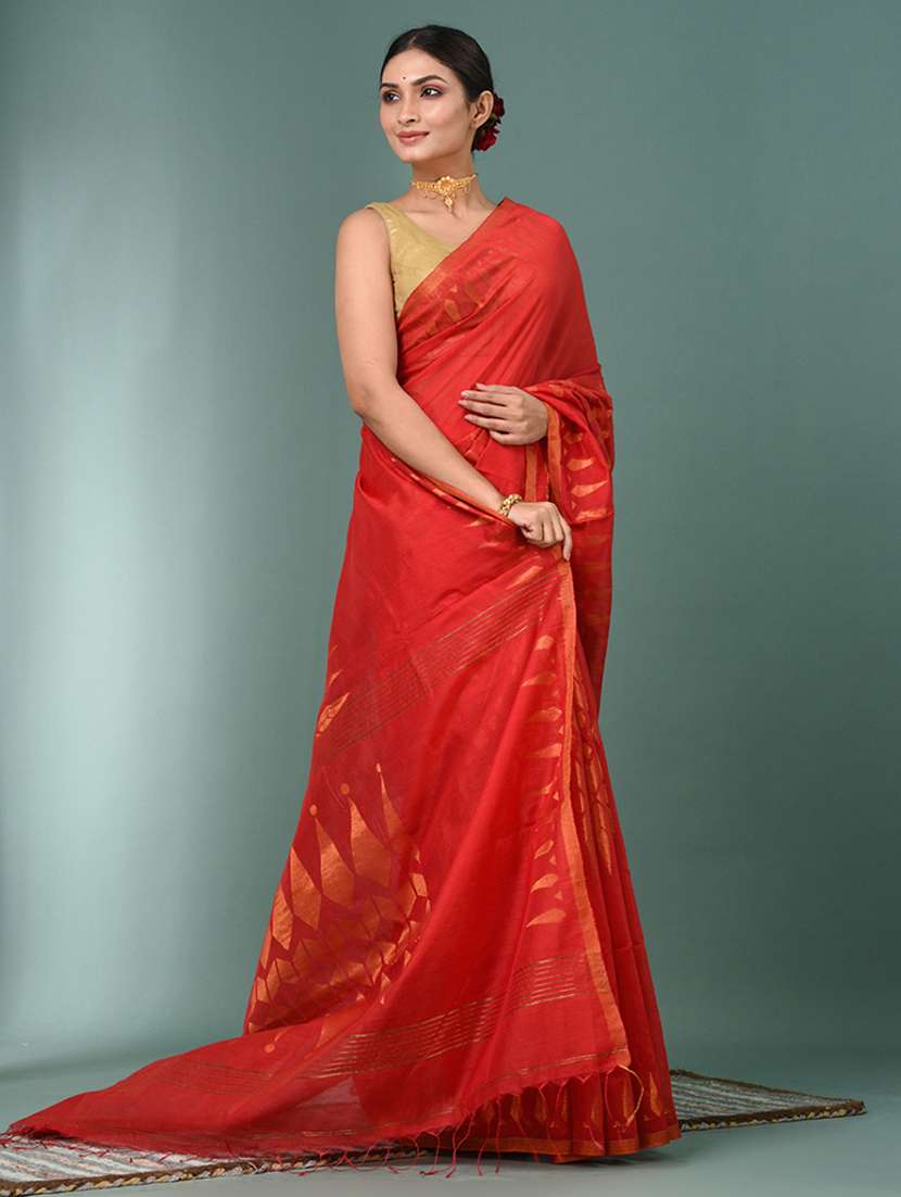 women self design handloom saree with blouse - 22140317 -  Standard Image - 1
