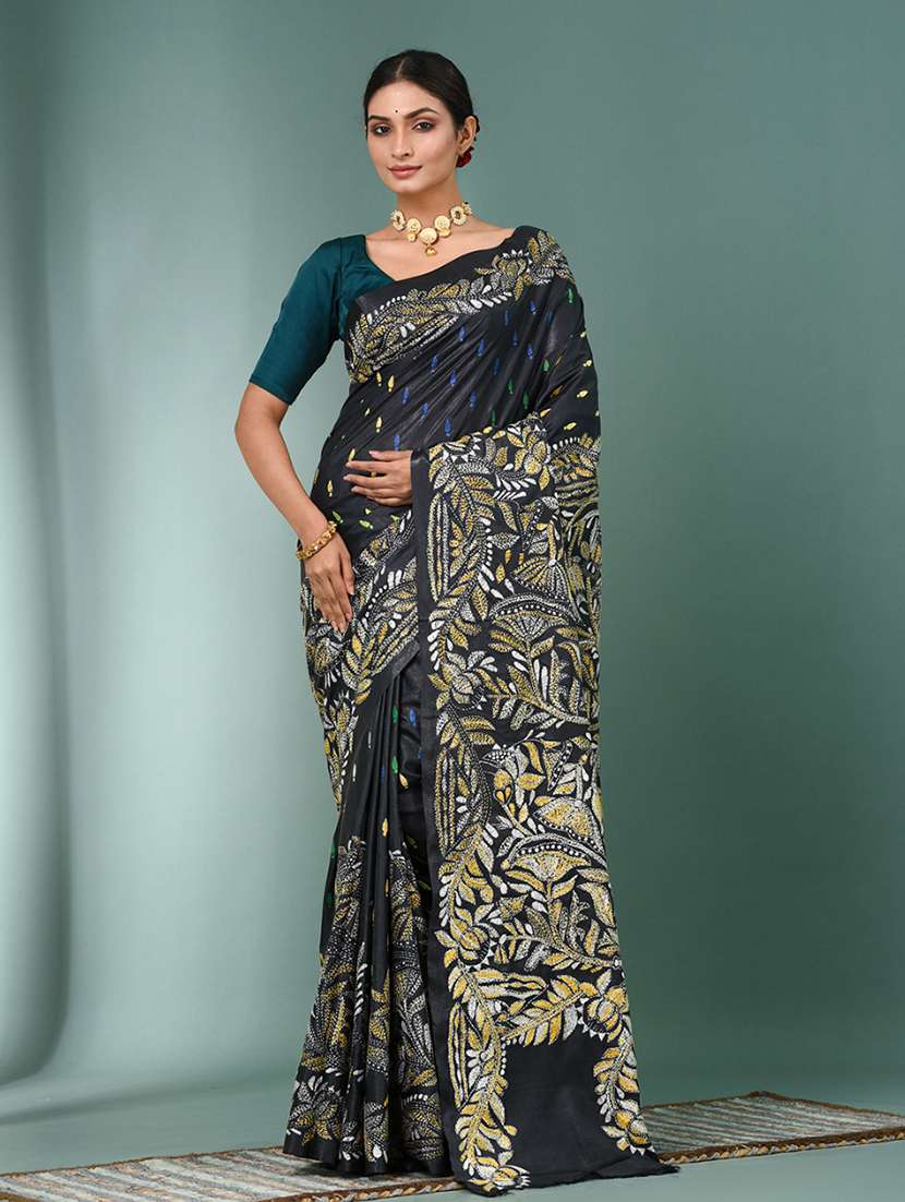 women handloom kantha stitch saree with blouse - 22140325 - Zoom Image - 0