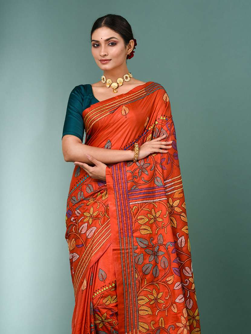 women handloom kantha stitch saree with blouse - 22140339 - Standard Image - 4