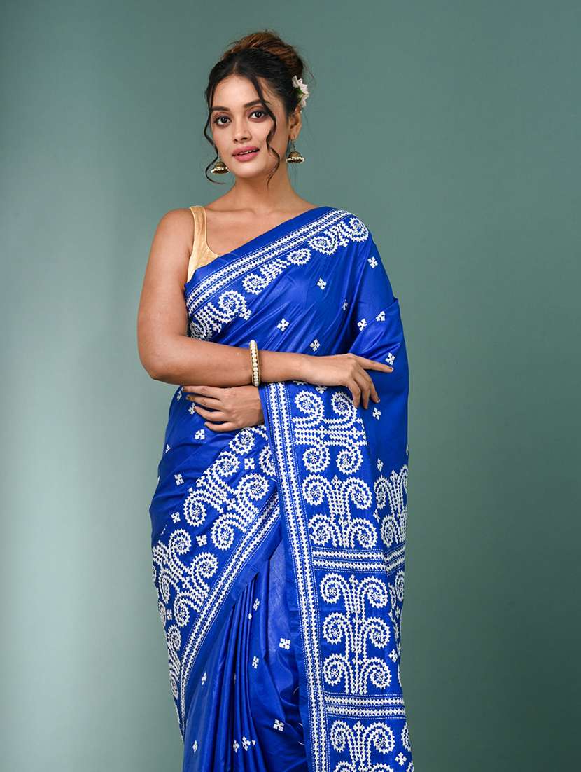 women solid with work handloom saree with blouse - 22140353 - Standard Image - 4