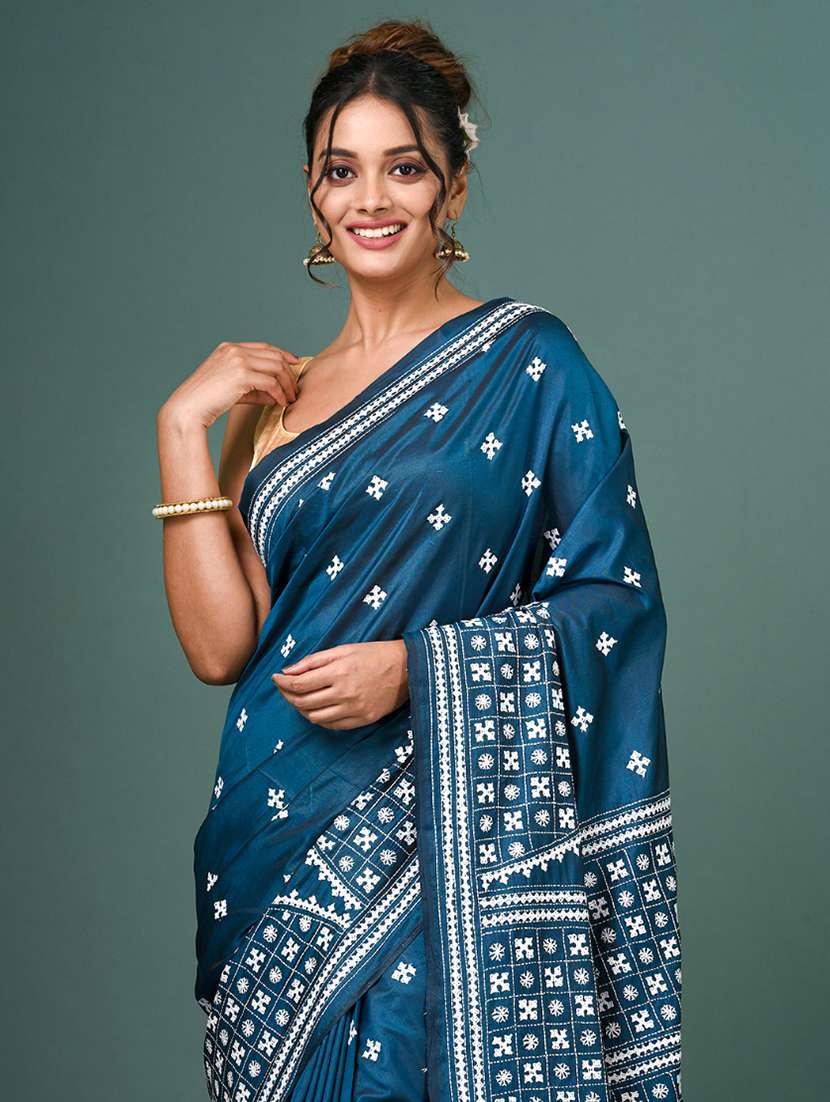 women solid with work handloom saree with blouse - 22140355 - Standard Image - 4