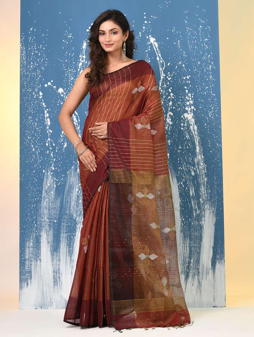 women self design handloom saree with blouse - 22140391 -  Standard Image - 1