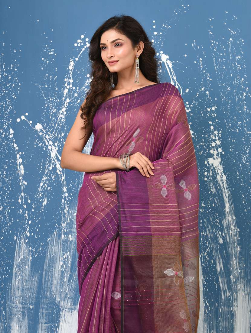 women self design handloom saree with blouse - 22140392 -  Standard Image - 4