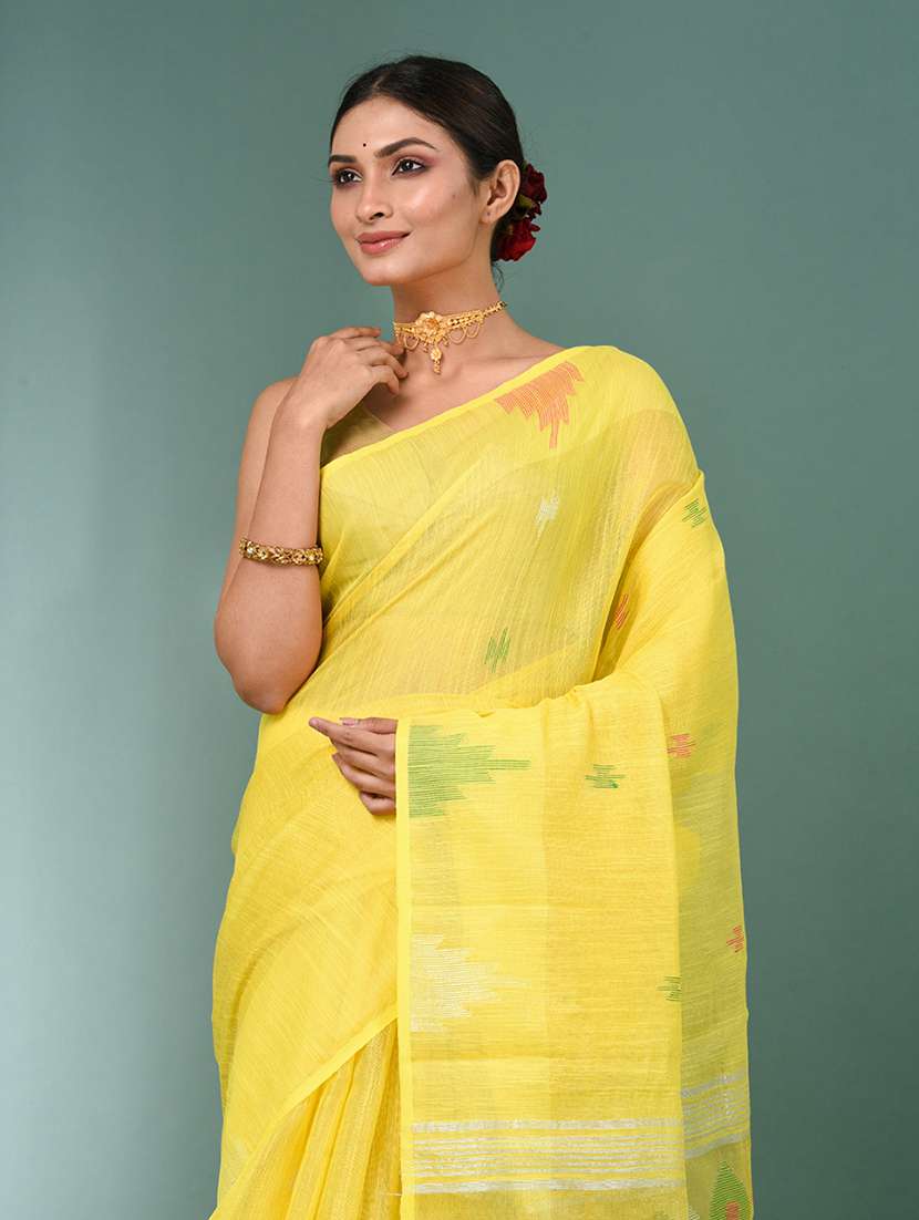 women self design handloom saree with blouse - 22140403 -  Standard Image - 4