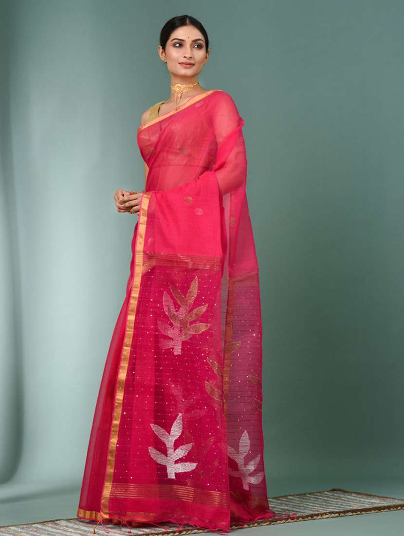 women self design handloom saree with blouse - 22140406 - Standard Image - 1
